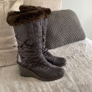 Jessica Simpson boots